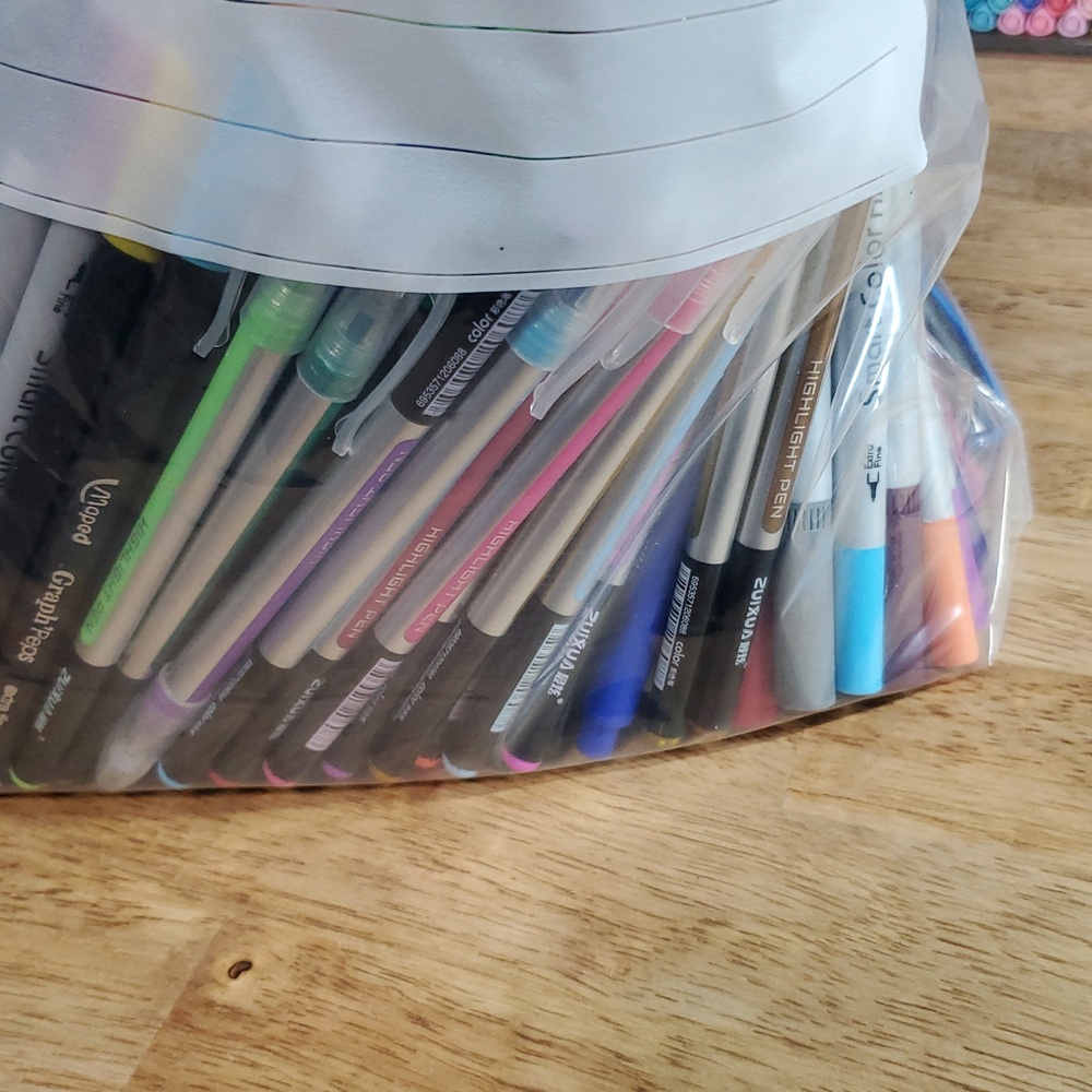 Assorted Color Markers Multicolor - Picture 4 of 4